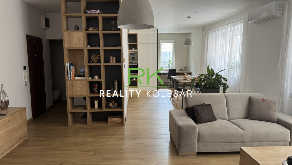 RealityKolesár prenajíma 2 izbový byt apartmán Štefánikova Staré Mesto, Košice I, Centrum.